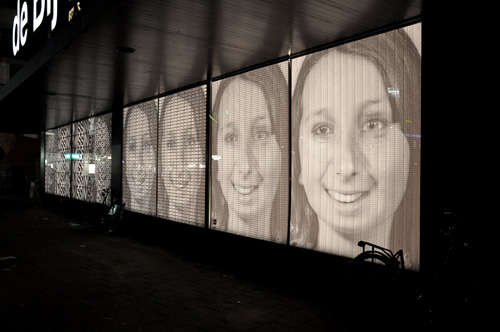 Installation at Glow Eindhoven Glow 2009 (Ralph Ueltzhoeffer)